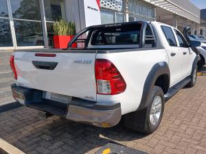 Toyota Hilux 2.4GD-6 double cab 4x4 SRX auto - Image 3
