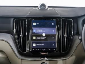 Volvo XC60 B5 AWD Ultimate Dark - Image 13