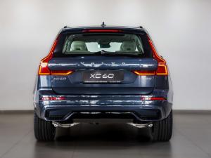 Volvo XC60 B5 AWD Ultimate Dark - Image 5