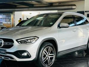 2020 Mercedes-Benz GLA GLA200