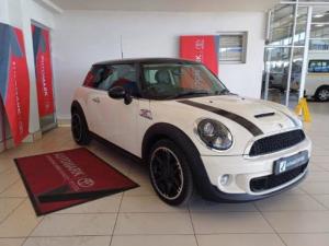 MINI Hatch Cooper S Hatch 5-door - Image 1