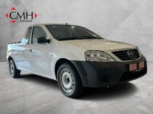 2023 Nissan NP200 1.6i safety pack (aircon)