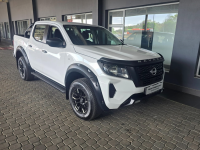 Nissan Navara 2.5DDTi double cab SE Plus auto