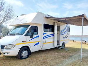 2005 Mercedes-Benz Sprinter 616 CDIChassis Cab