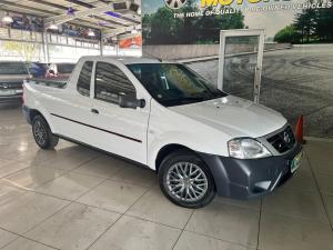 2020 Nissan NP200 1.6i safety pack (aircon)