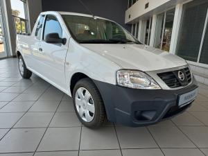 2023 Nissan NP200 1.6i safety pack (aircon)