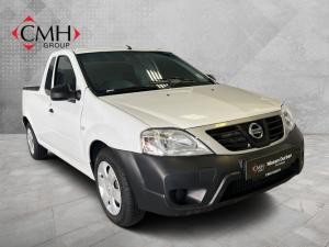 2023 Nissan NP200 1.6i safety pack (aircon)