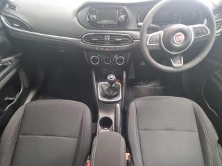 Fiat Tipo hatch 1.4 Life