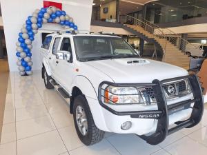 2015 Nissan NP300 Hardbody 2.5TDi double cab Hi-rider