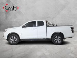 2023 Isuzu D-Max 3.0TD Extended cab LSE (No Radar)