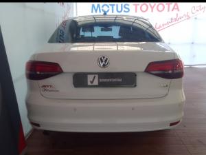 Volkswagen Jetta 1.6TDI Comfortline auto - Image 5
