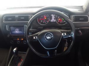 Volkswagen Jetta 1.6TDI Comfortline auto - Image 12