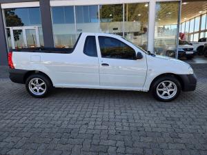 2024 Nissan NP200 1.6i safety pack (aircon)