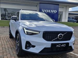 2024 Volvo XC40 B4 Ultimate Dark