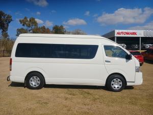 Toyota Hiace 2.5D-4D bus 14-seater GL - Image 5