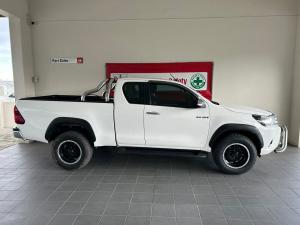 Toyota Hilux 2.8GD-6 double cab Raider auto - Image 5