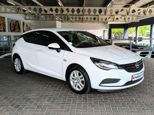 2018 Opel Astra hatch 1.0T Essentia