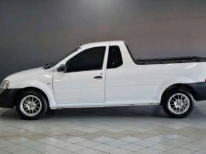 2024 Nissan NP200 1.6i safety pack (aircon)