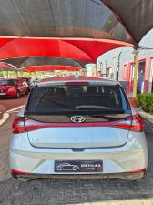 Hyundai i20 1.4 Motion auto - Image 4