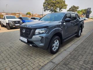 Nissan Navara 2.5DDTi double cab SE Plus auto