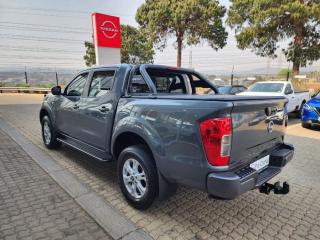 Nissan Navara 2.5DDTi double cab SE Plus auto