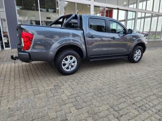 Nissan Navara 2.5DDTi double cab SE Plus auto