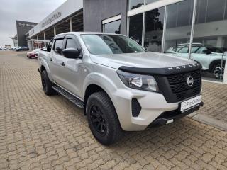 Nissan Navara 2.5DDTi double cab SE Plus auto