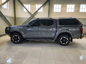 Nissan Navara 2.5DDTi double cab LE - Image 2