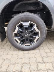 Nissan Navara 2.5DDTi double cab LE