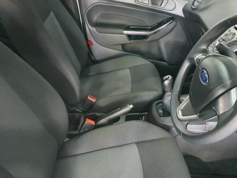 Image Ford Fiesta 5-door 1.4 Ambiente (aircon+audio)