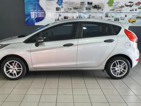 Image Ford Fiesta 5-door 1.4 Ambiente (aircon+audio)