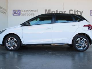 Hyundai i20 1.0T Fluid manual