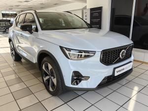 2024 Volvo XC40 B3 Plus Dark