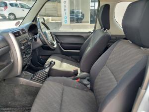 Suzuki Jimny 1.3 - Image 11
