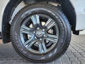 Toyota Hilux 2.8GD-6 48V double cab 4x4 Raider - Image 9