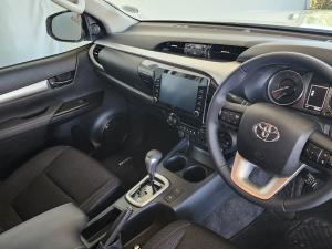 Toyota Hilux 2.8GD-6 48V double cab 4x4 Raider - Image 11