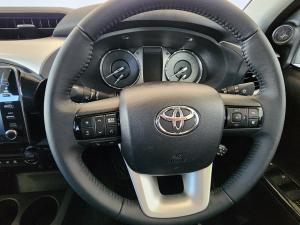 Toyota Hilux 2.8GD-6 48V double cab 4x4 Raider - Image 13