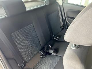 Volkswagen Polo Vivo hatch 1.6 Comfortline auto