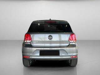 Volkswagen Polo Vivo hatch 1.6 Comfortline auto