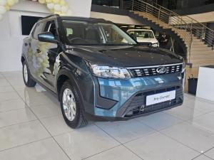 2023 Mahindra XUV300 1.2T W6