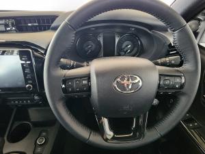 Toyota Hilux 2.8GD-6 48V double cab 4x4 Legend - Image 10