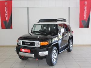 2021 Toyota L/CRUISER FJ 4.0 V6 Cruiser