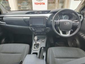 Toyota Hilux 2.8GD-6 48V double cab 4x4 Raider - Image 6