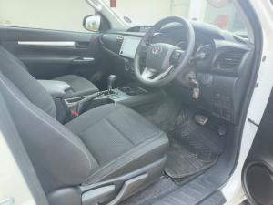 Toyota Hilux 2.4GD-6 Xtra cab Raider auto - Image 13
