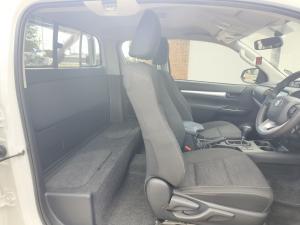 Toyota Hilux 2.4GD-6 Xtra cab Raider auto - Image 23