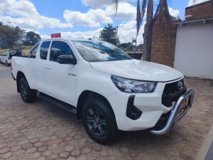 Toyota Hilux 2.4GD-6 Xtra cab Raider auto - Image 1