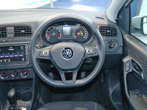 Volkswagen Polo Vivo hatch 1.6 Comfortline auto - Image 15