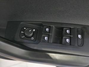 Volkswagen Taigo 1.0TSI Life - Image 16
