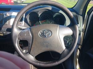 Toyota Hilux 3.0D-4D double cab 4x4 Raider Legend 45 auto - Image 12