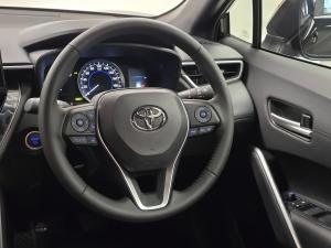 Toyota Corolla Cross 1.8 Hybrid XS - Image 10
